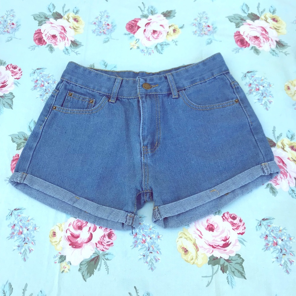 Jean Shorts NWT